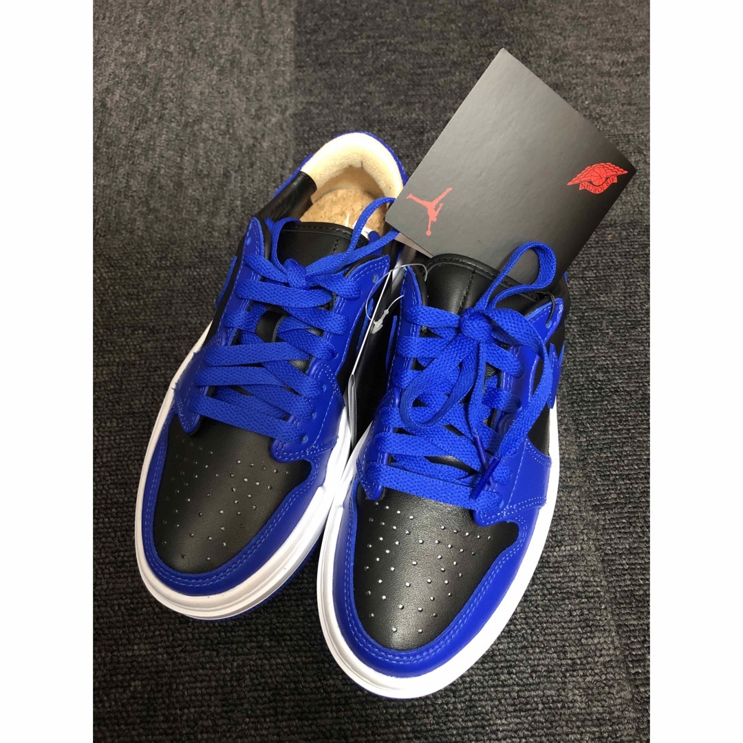 NIKE(ナイキ)のNIKE AIR JORDAN 1 ELEVATE LOW ロイヤル 22.0 レディースの靴/シューズ(スニーカー)の商品写真