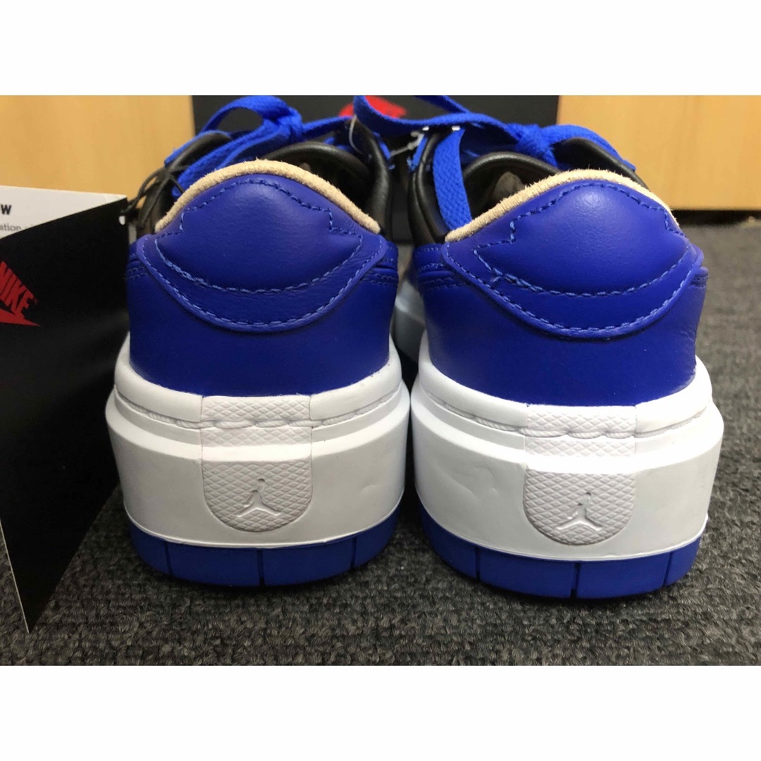 NIKE(ナイキ)のNIKE AIR JORDAN 1 ELEVATE LOW ロイヤル 22.0 レディースの靴/シューズ(スニーカー)の商品写真