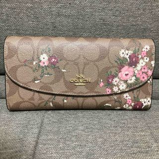 コーチ(COACH)のコーチ長財布　花柄　新品未使用(財布)