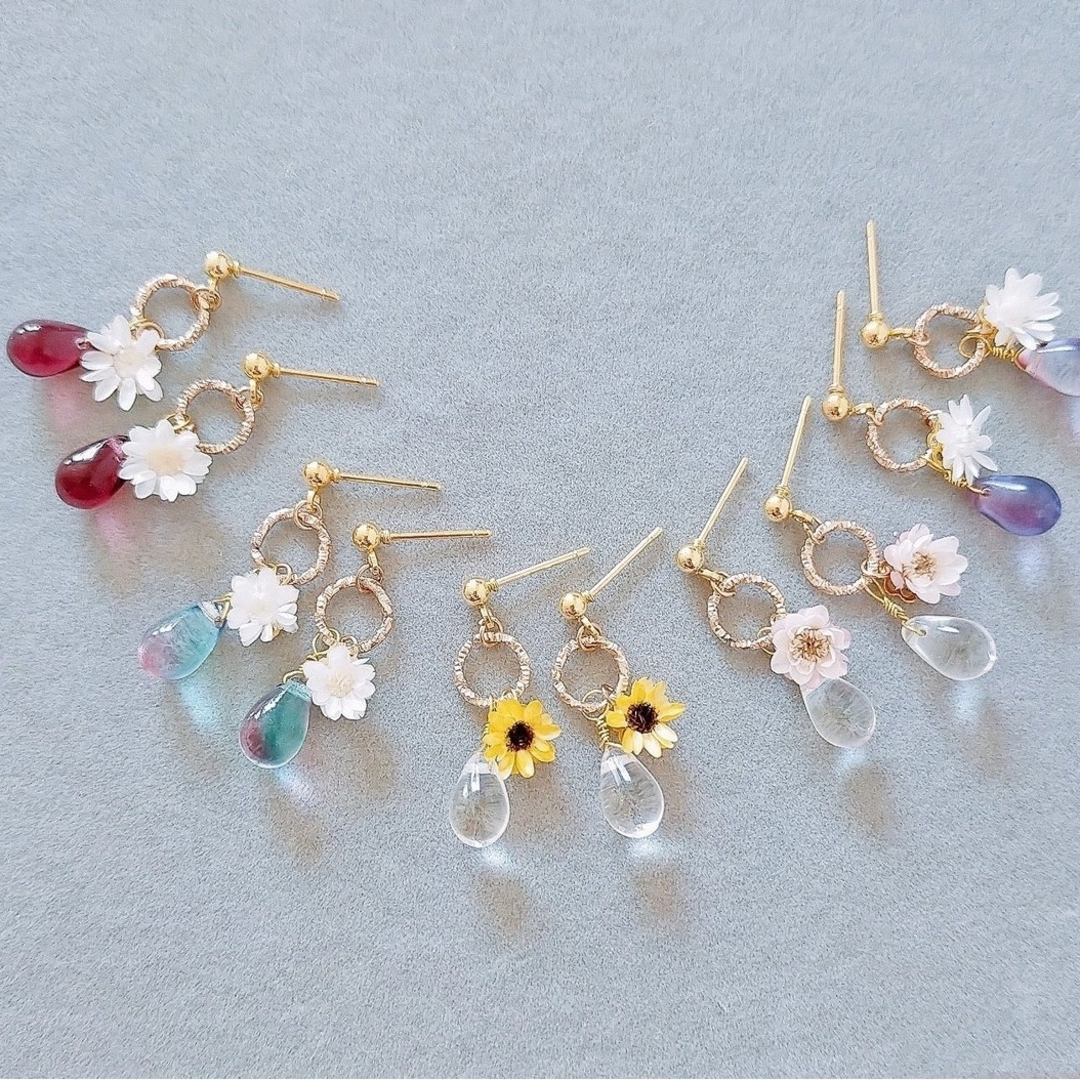 No.292　朝露の雫　ピンク　本物のお花のピアス　イヤリング レディースのアクセサリー(ピアス)の商品写真