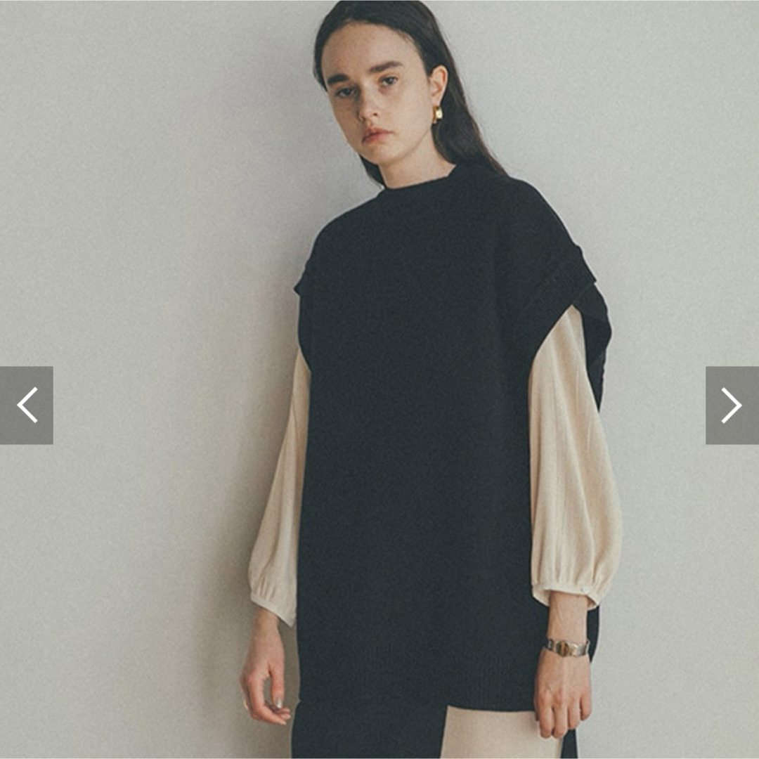 CLANE(クラネ)のクラネ　CLANE ニットベスト　ベスト　BACK SLIT KNIT VEST レディースのトップス(ベスト/ジレ)の商品写真