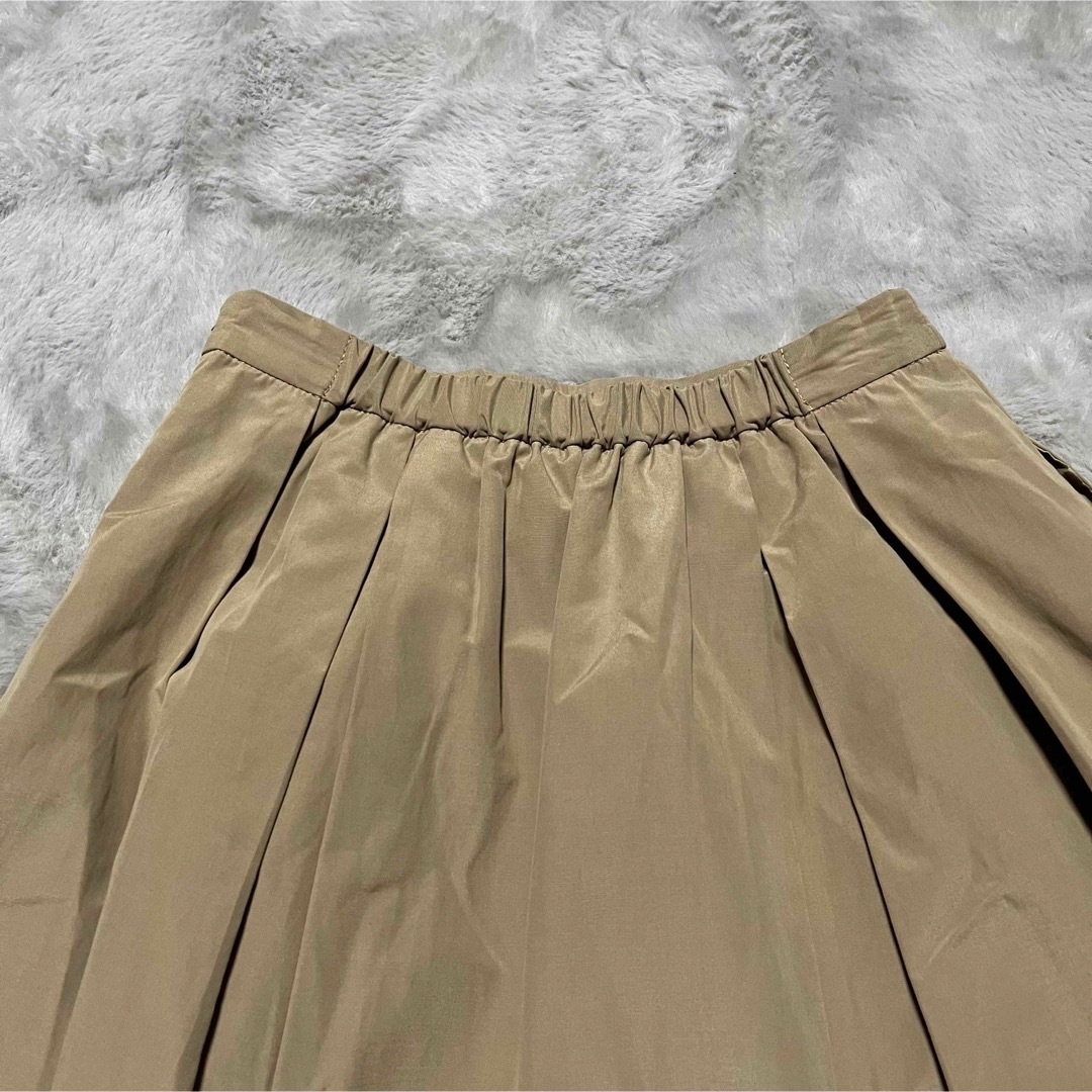 URBAN RESEARCH(アーバンリサーチ)の美品です♪ アーバンリサーチ ミモレ丈 フレア スカート 大人かわいい 薄手 レディースのスカート(ロングスカート)の商品写真