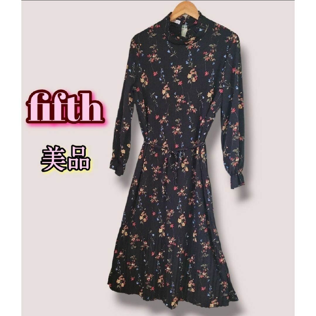 fifth(フィフス)の美品☆fifth 花柄ロングワンピース 黒 F レディースのワンピース(ロングワンピース/マキシワンピース)の商品写真