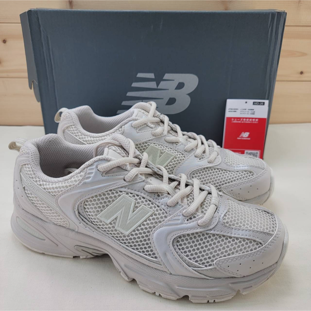 New Balance(ニューバランス)のニューバランス MR530AA1 ライトベージュ 24㎝ レディースの靴/シューズ(スニーカー)の商品写真