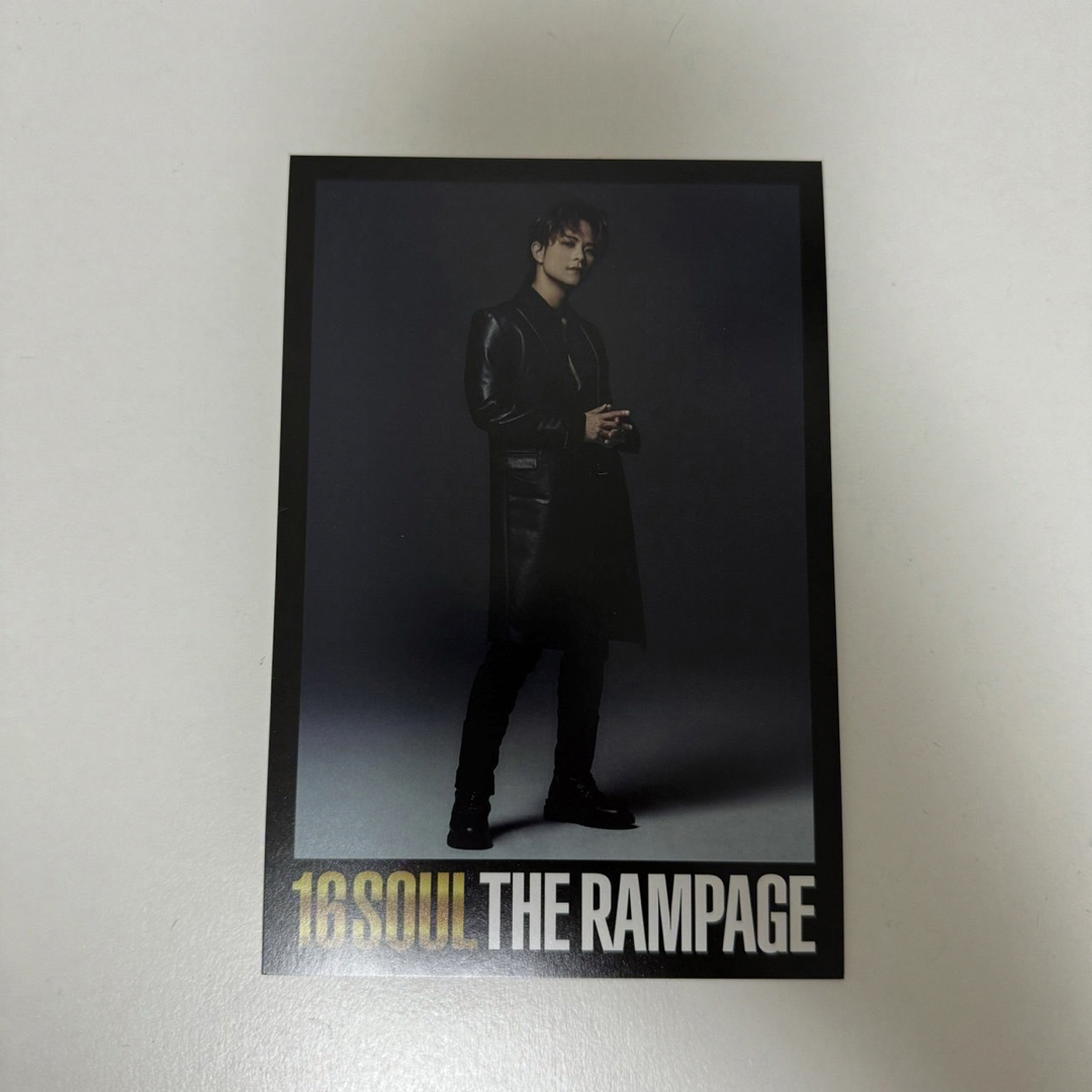 THE RAMPAGE(ザランページ)のTHE RAMPAGE 岩谷翔吾 フォトカ クリアチャーム ポストカード トレカ エンタメ/ホビーのタレントグッズ(ミュージシャン)の商品写真