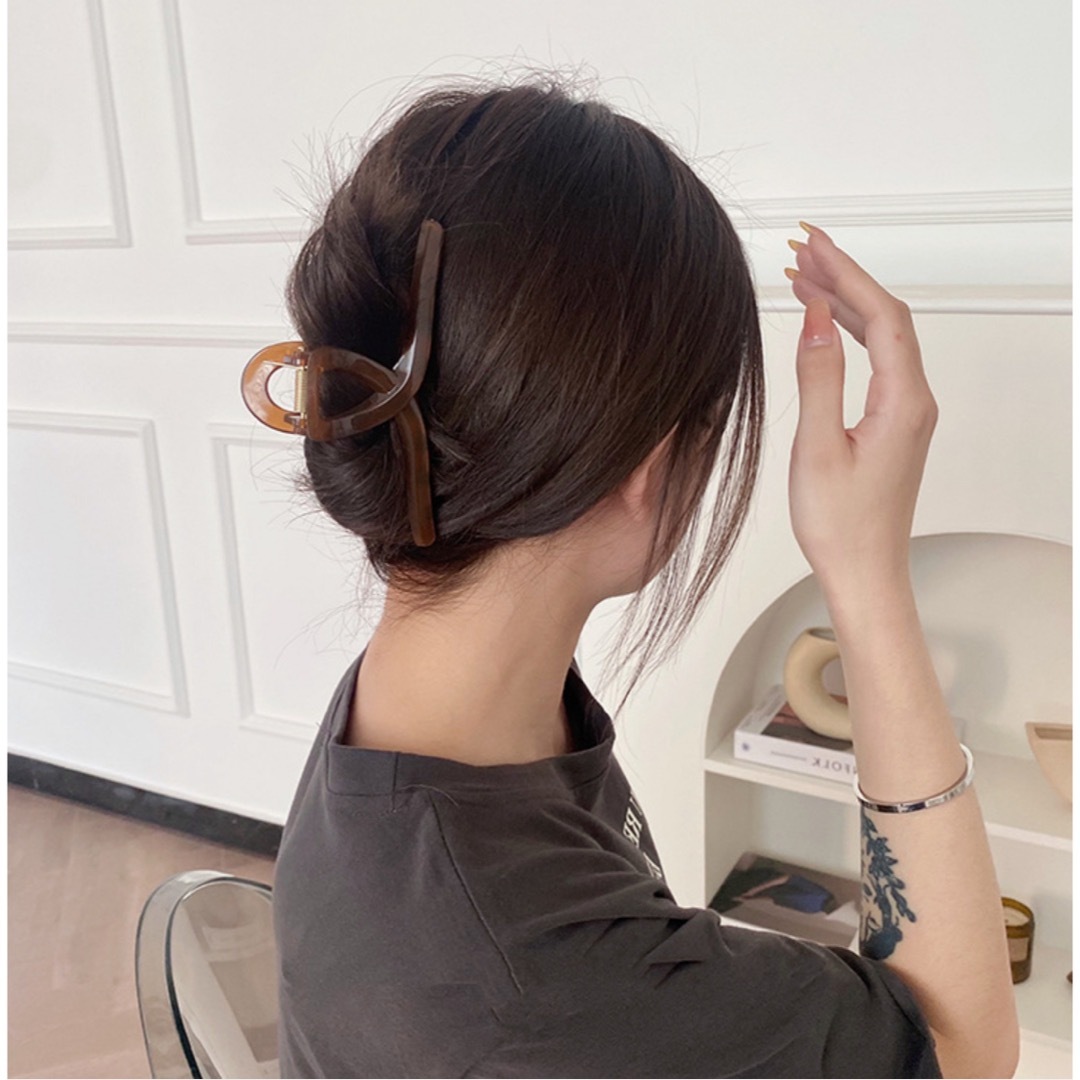 Ꮢ◡̈*様専用　ヘアクリップ　まとめ売り レディースのヘアアクセサリー(バレッタ/ヘアクリップ)の商品写真