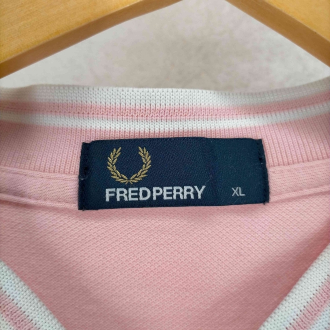 FRED PERRY(フレッドペリー)のFRED PERRY(フレッドペリー) 月桂樹刺繍 詰襟ポロシャツ メンズ メンズのトップス(ポロシャツ)の商品写真