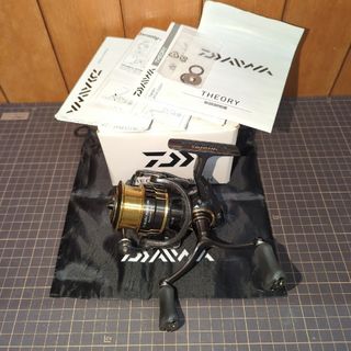 ダイワ(DAIWA)の美品 ダイワ 17 セオリー 2508PE-DH(リール)