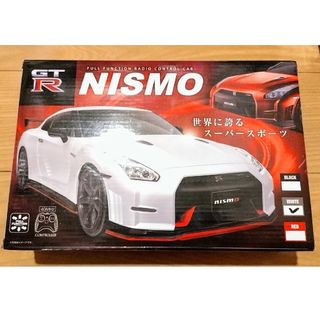 日産 GTR nismo ラジコン　白(ホビーラジコン)