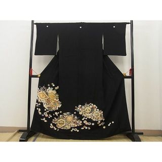 平和屋野田店■豪華黒留袖　駒刺繍　菱亀甲草花文　金彩　逸品　BAAC2666jr(着物)