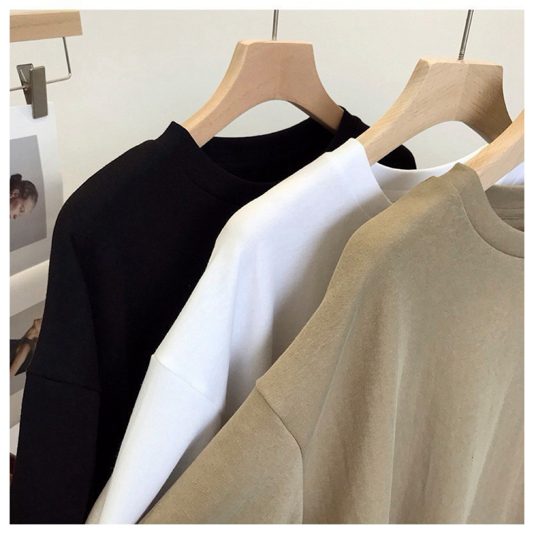 新品　レディース　トップス　M ホワイト　Tシャツ　可愛い　シンプル　韓国　無地 レディースのトップス(Tシャツ(半袖/袖なし))の商品写真