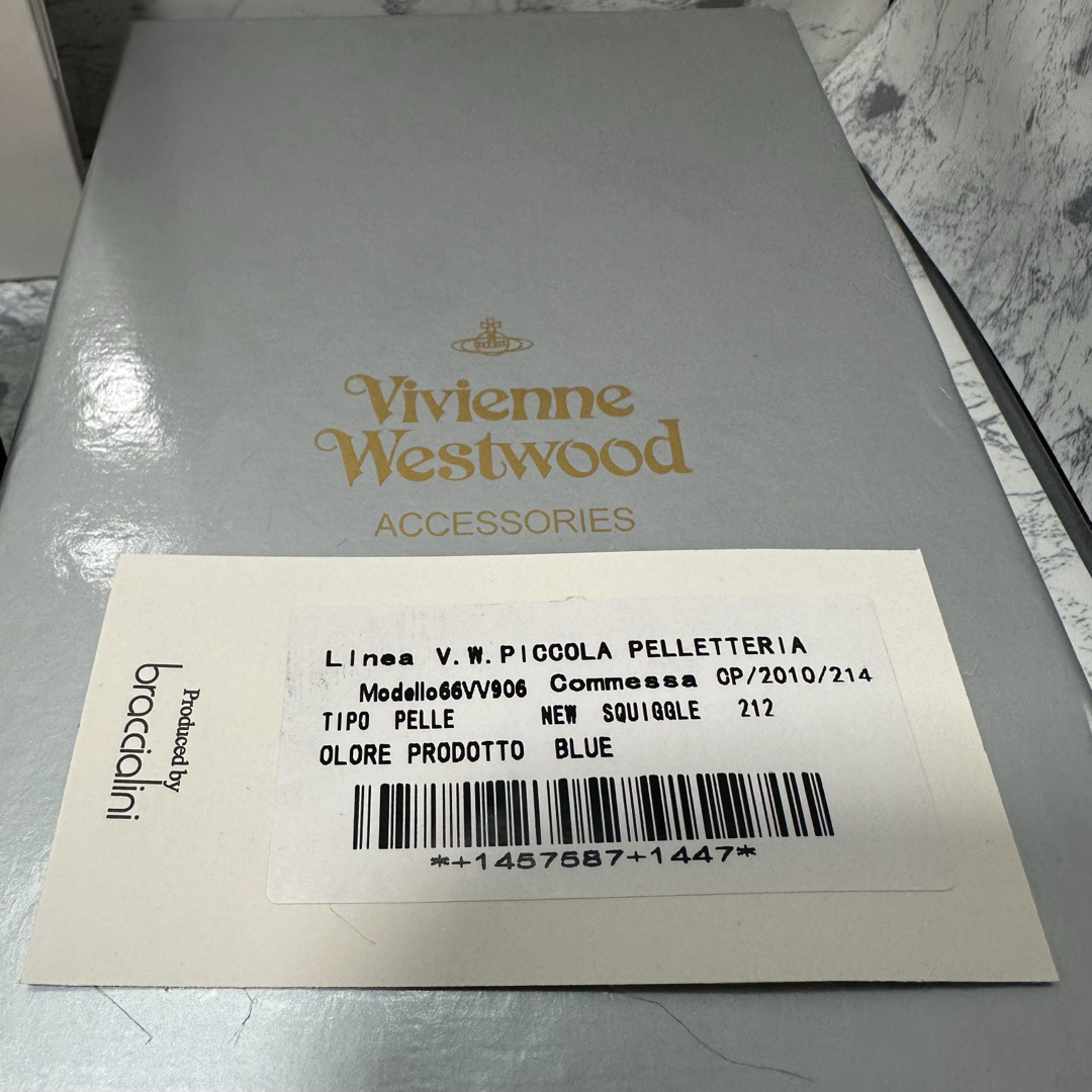 Vivienne Westwood(ヴィヴィアンウエストウッド)の【おすすめ‼︎】Vivienne Westwood 札入れ財布　ブルー レディースのファッション小物(財布)の商品写真