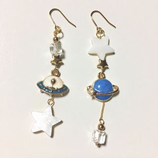 アシンメトリー 星 土星 UFO 宇宙人 ピアス イヤリング(ピアス)