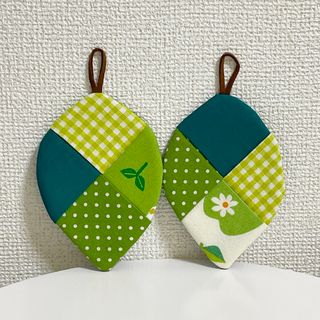 ハンドメイド　コースター★葉っぱ　2枚セット(その他)