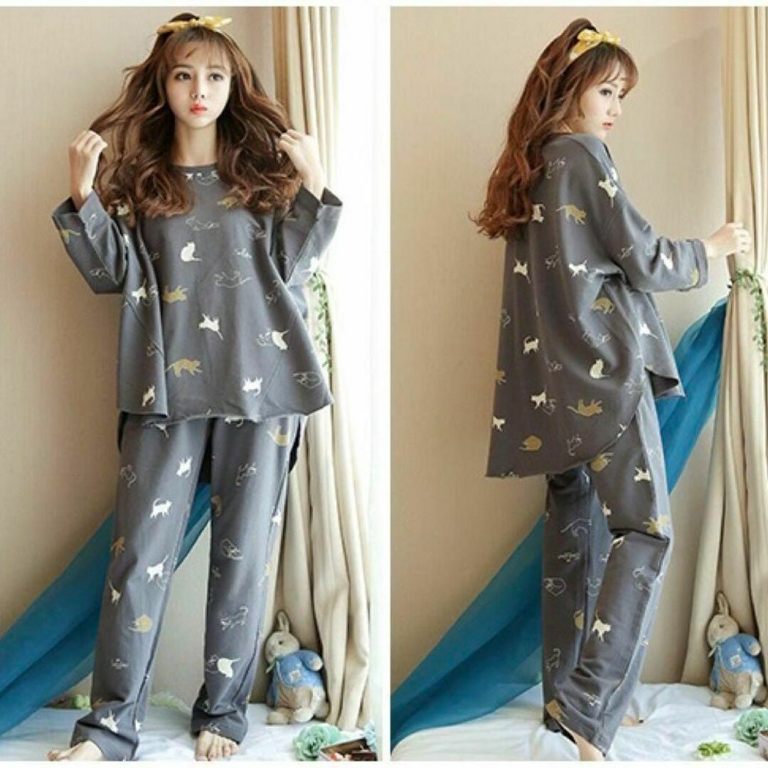 パジャマ　♡ネコ好き♡オーバーサイズ 上下セット　ネコ柄　韓国　かわいい レディースのルームウェア/パジャマ(パジャマ)の商品写真