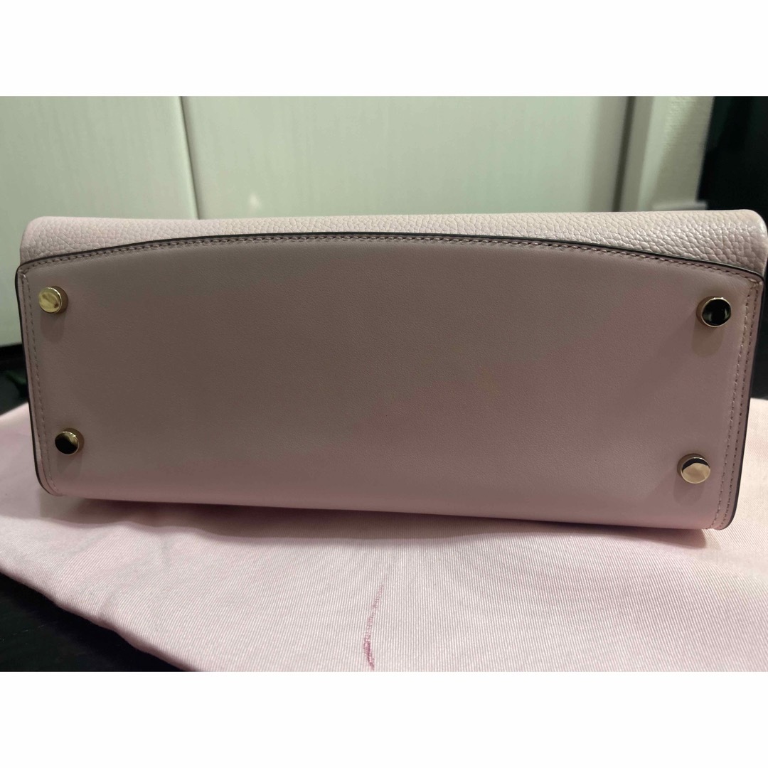 kate spade new york(ケイトスペードニューヨーク)の【新品・未使用】ケイトスペード　ロミー　ミディアム　サッチェル　ピンク レディースのバッグ(ハンドバッグ)の商品写真