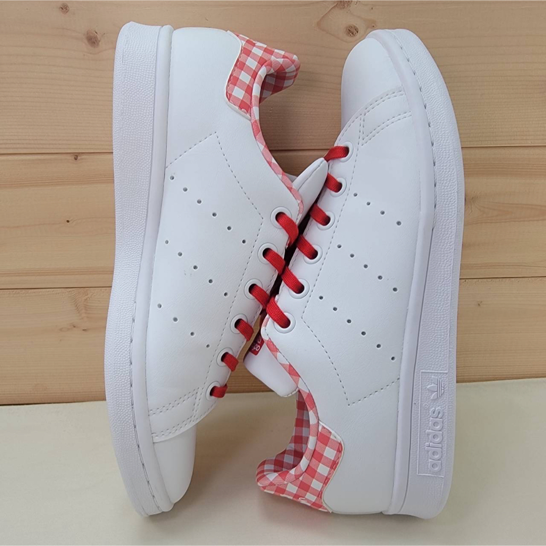 STANSMITH（adidas）(スタンスミス)のアディダス スタンスミス ギンガム チェック 赤 23.5cm レディースの靴/シューズ(スニーカー)の商品写真