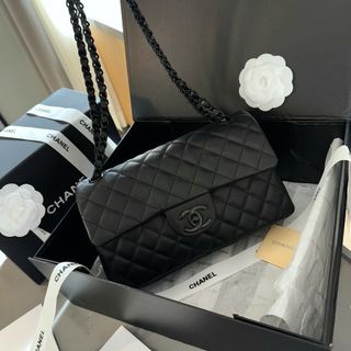 CHANEL - シャネル　今季最新　23B ミニフラップバッグ