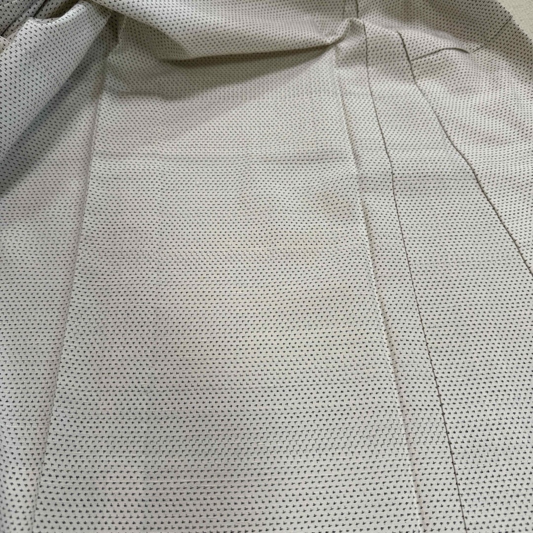 紬　着物　単衣（ひとえ）⭐︎正絹⭐︎白　肩身丈160 レディースの水着/浴衣(着物)の商品写真