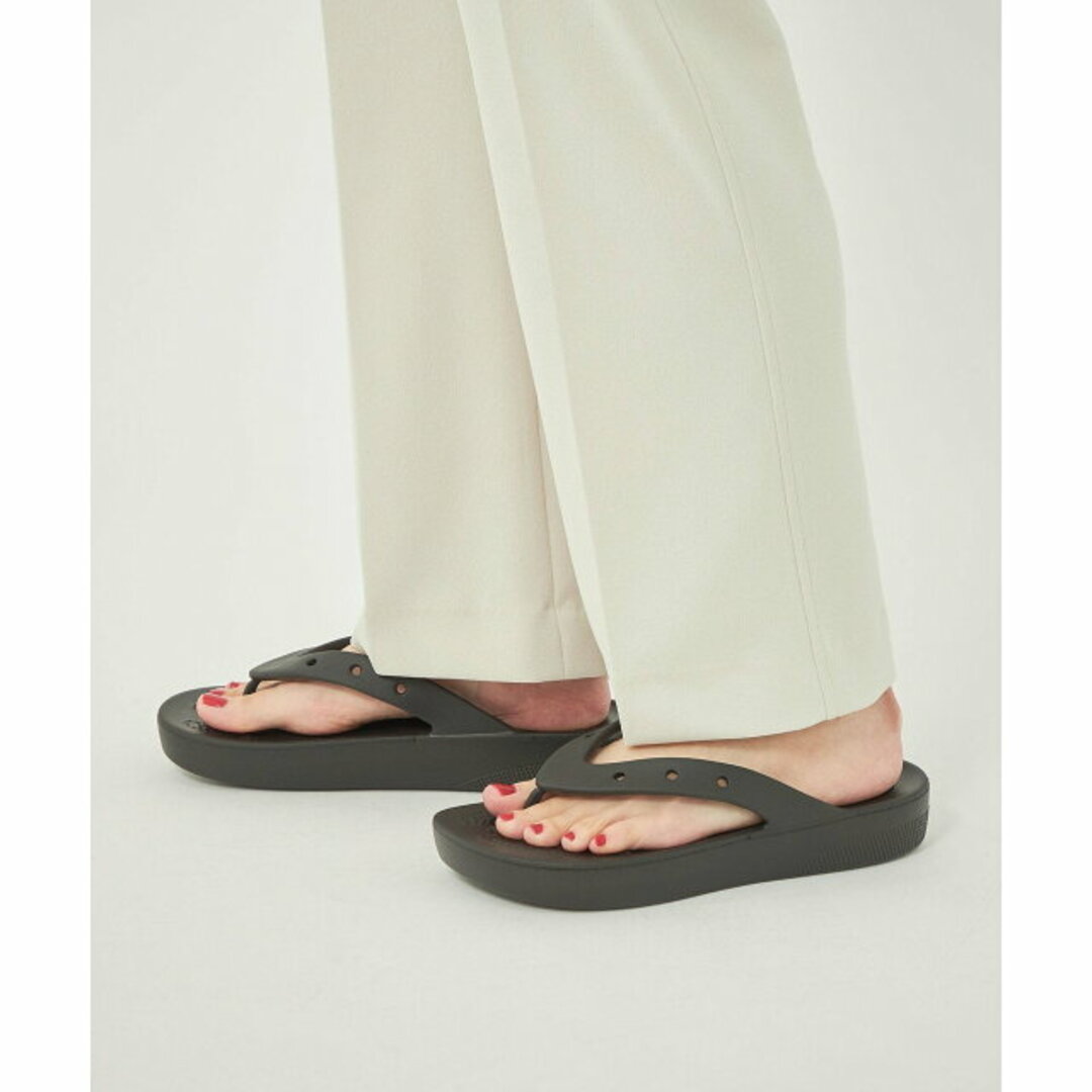 UNITED ARROWS green label relaxing(ユナイテッドアローズグリーンレーベルリラクシング)の【BLACK】<CROCS>クラシック プラットフォーム フリップ ウィメン サンダル その他のその他(その他)の商品写真