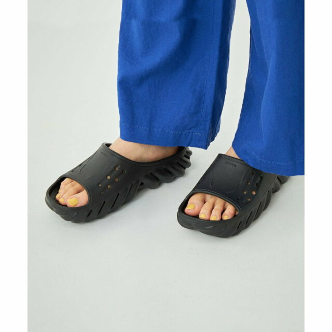 UNITED ARROWS green label relaxing(ユナイテッドアローズグリーンレーベルリラクシング)の【BLACK】<CROCS> ECHO SLIDE エコー スライド サンダル レディースの靴/シューズ(サンダル)の商品写真