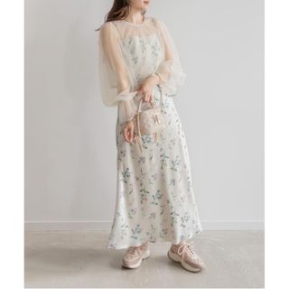 RANDA - 【美品】RANDA 春　夏　フラワー　プリント　キャミ　ワンピース