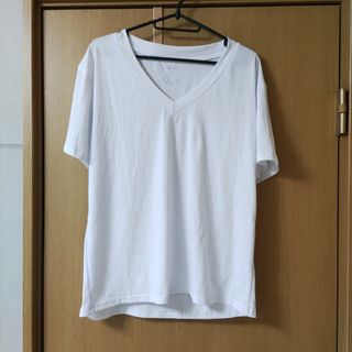 VネックTシャツ(Tシャツ(半袖/袖なし))