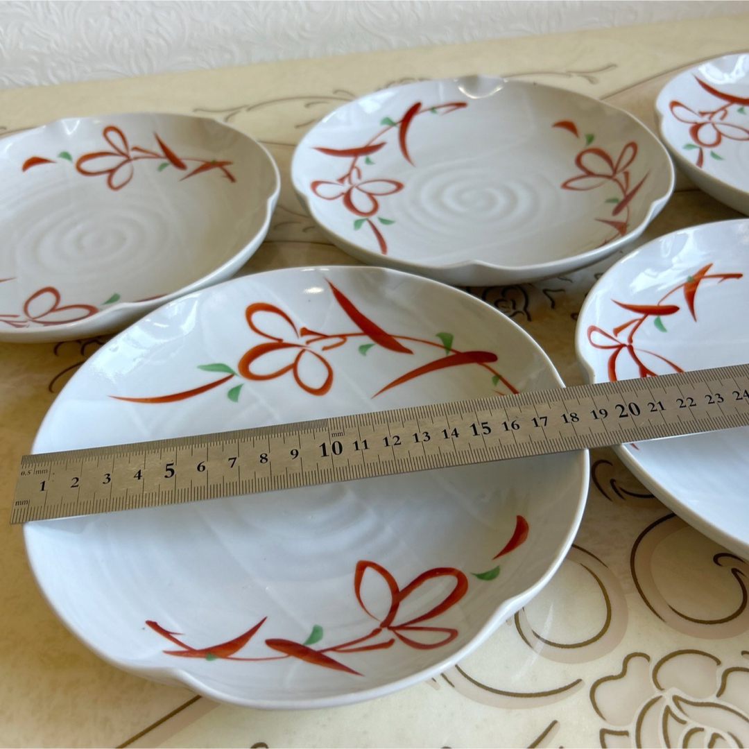 たち吉 - たち吉 赤絵 中皿 5枚セット うず花紋 輪花皿 盛皿 粉 たち吉 - たち吉 赤絵 中皿 5枚セット うず花紋 輪花皿 盛皿 粉