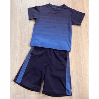 ユニクロ(UNIQLO)のユニクロ　トップス &  パンツ　セット 110  男の子　半袖　ハーフパンツ(Tシャツ/カットソー)