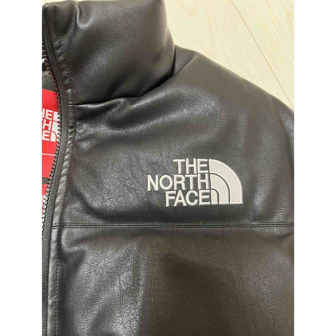 Supreme × the north faceレザーヌプシ Mサイズ メンズのジャケット/アウター(ダウンジャケット)の商品写真