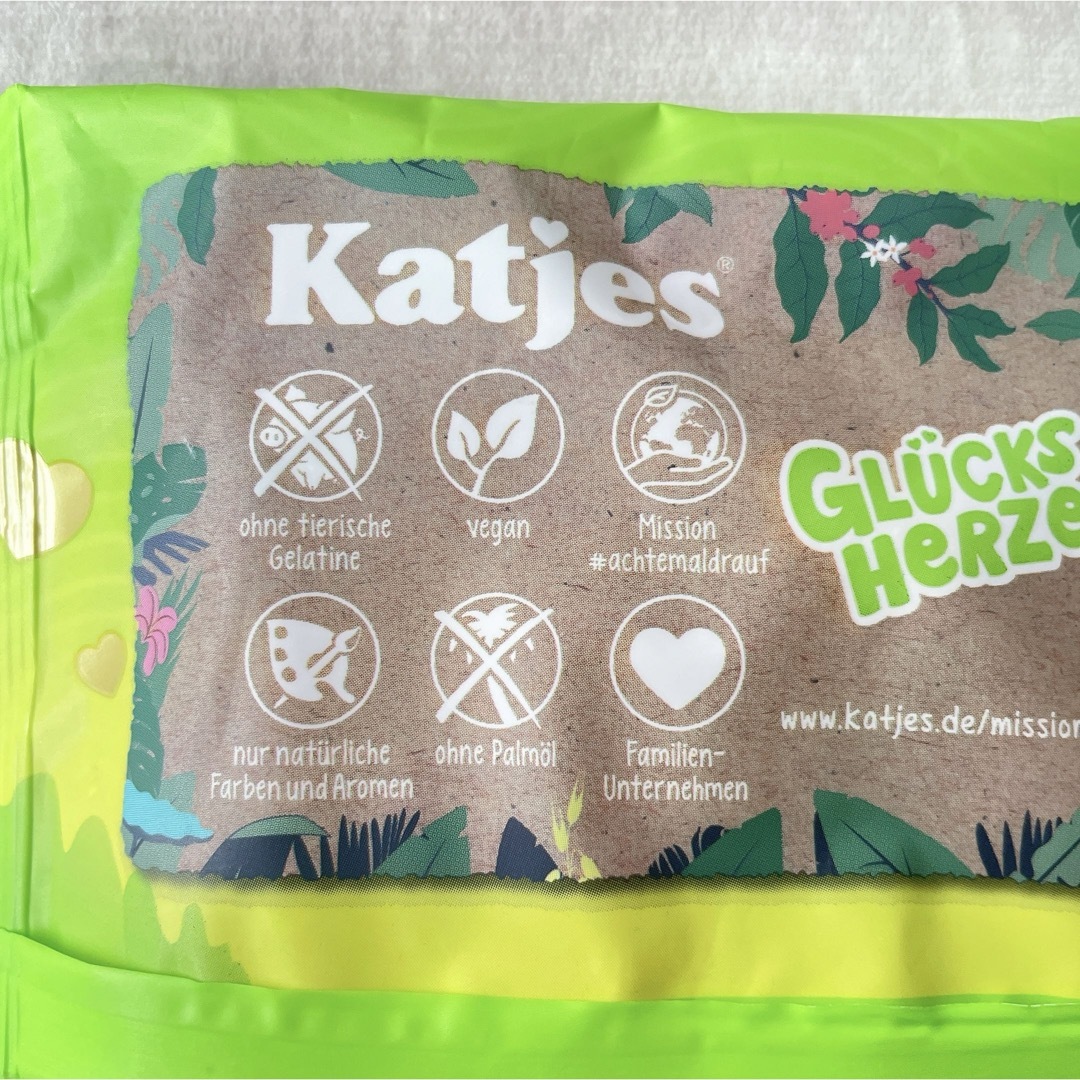 Katjes【日本未販売】Glücksherzen SAUER 250g 大容量 食品/飲料/酒の食品(菓子/デザート)の商品写真