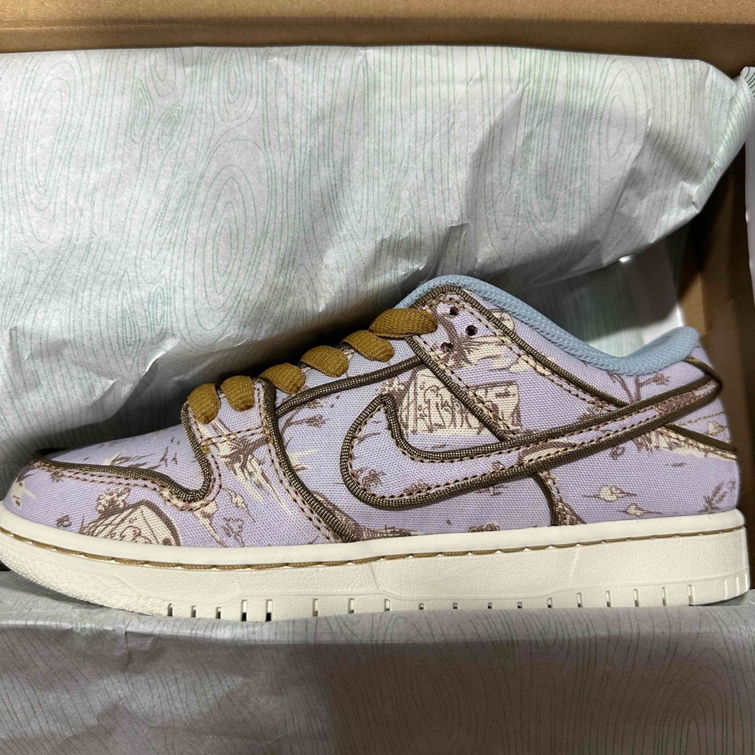 NIKE(ナイキ)のNIKE SB DUNK LOW PRO PRM  メンズの靴/シューズ(スニーカー)の商品写真