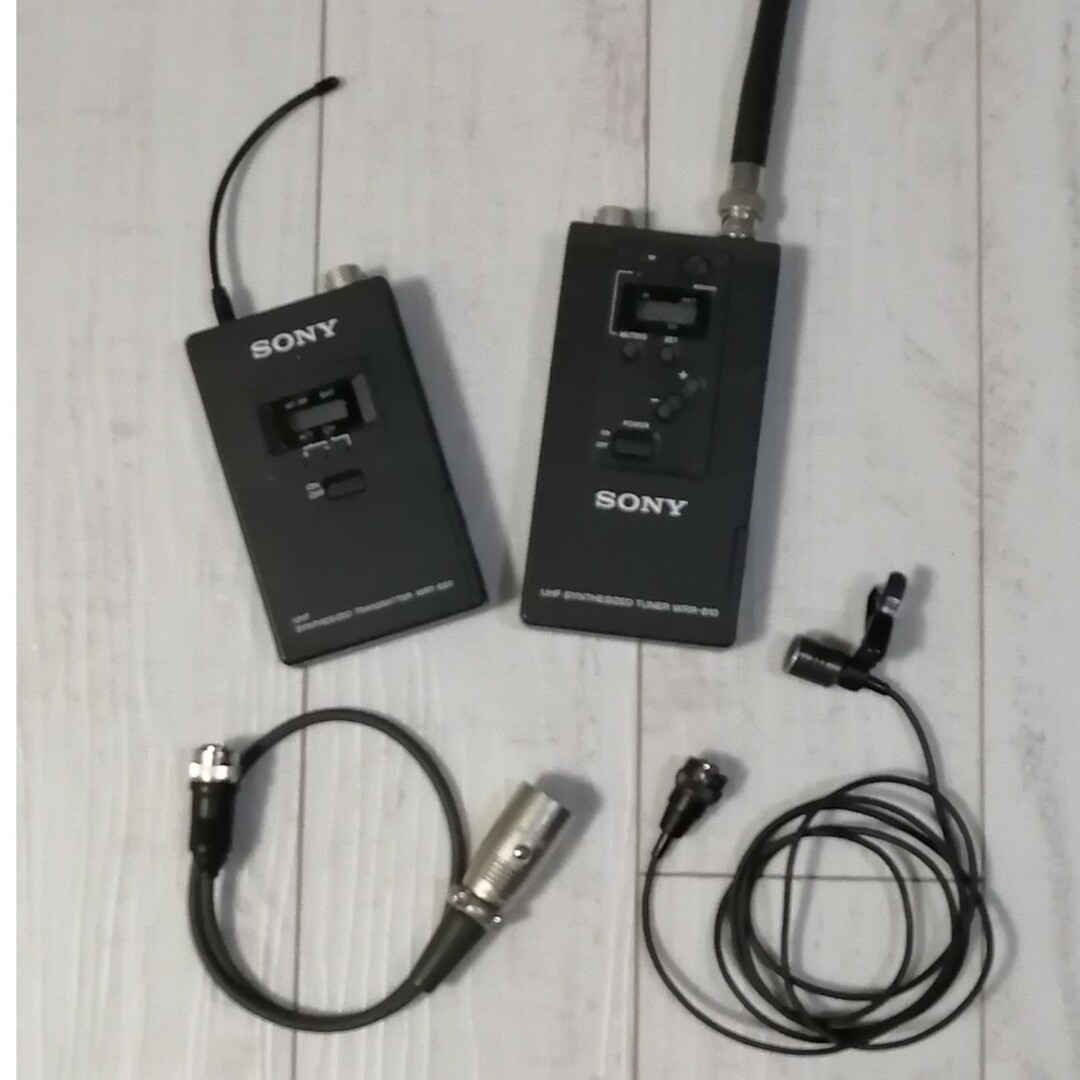 【ジャンク品】SONY ワイヤレスピンマイク 送受信機 スマホ/家電/カメラのオーディオ機器(その他)の商品写真