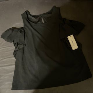 未使用タグ付き　LUNACION オープンショルダー　トップス(Tシャツ(半袖/袖なし))