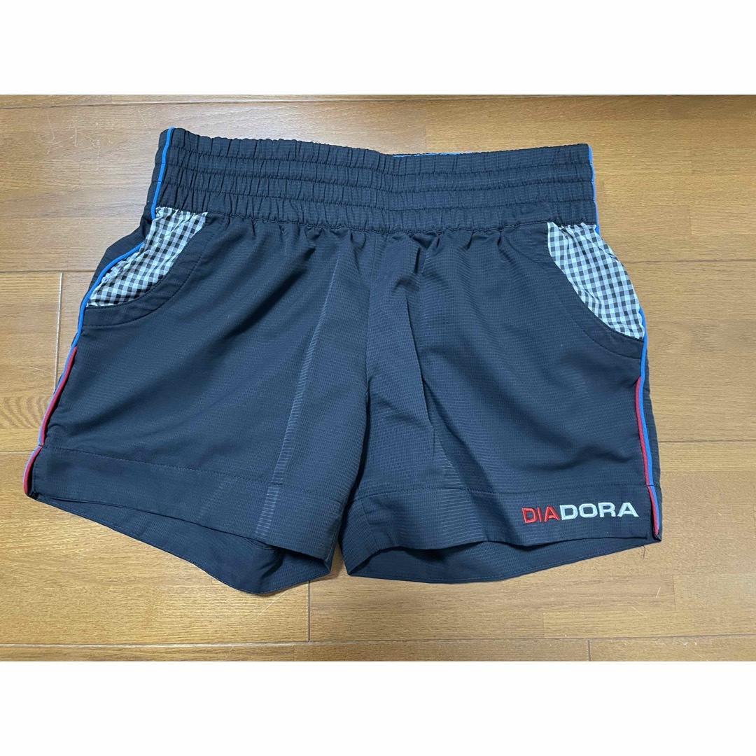 DIADORA(ディアドラ)のディアドラのテニス用ショートパンツ スポーツ/アウトドアのテニス(ウェア)の商品写真