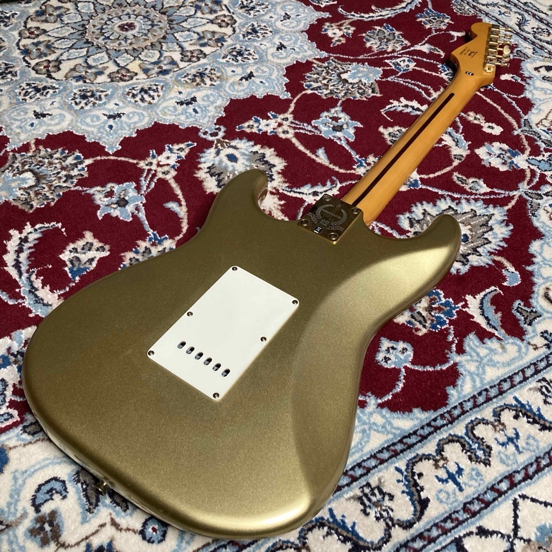 Fender(フェンダー)の【逸品】SQUIER 60th Aniversary  Stratocaster 楽器のギター(エレキギター)の商品写真