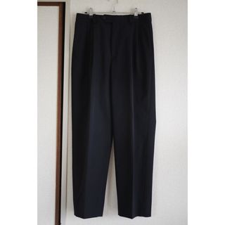 オーラリー(AURALEE)のLIGHT WOOL MAX GABARDINE TWO-TUCK SLACKS(スラックス)