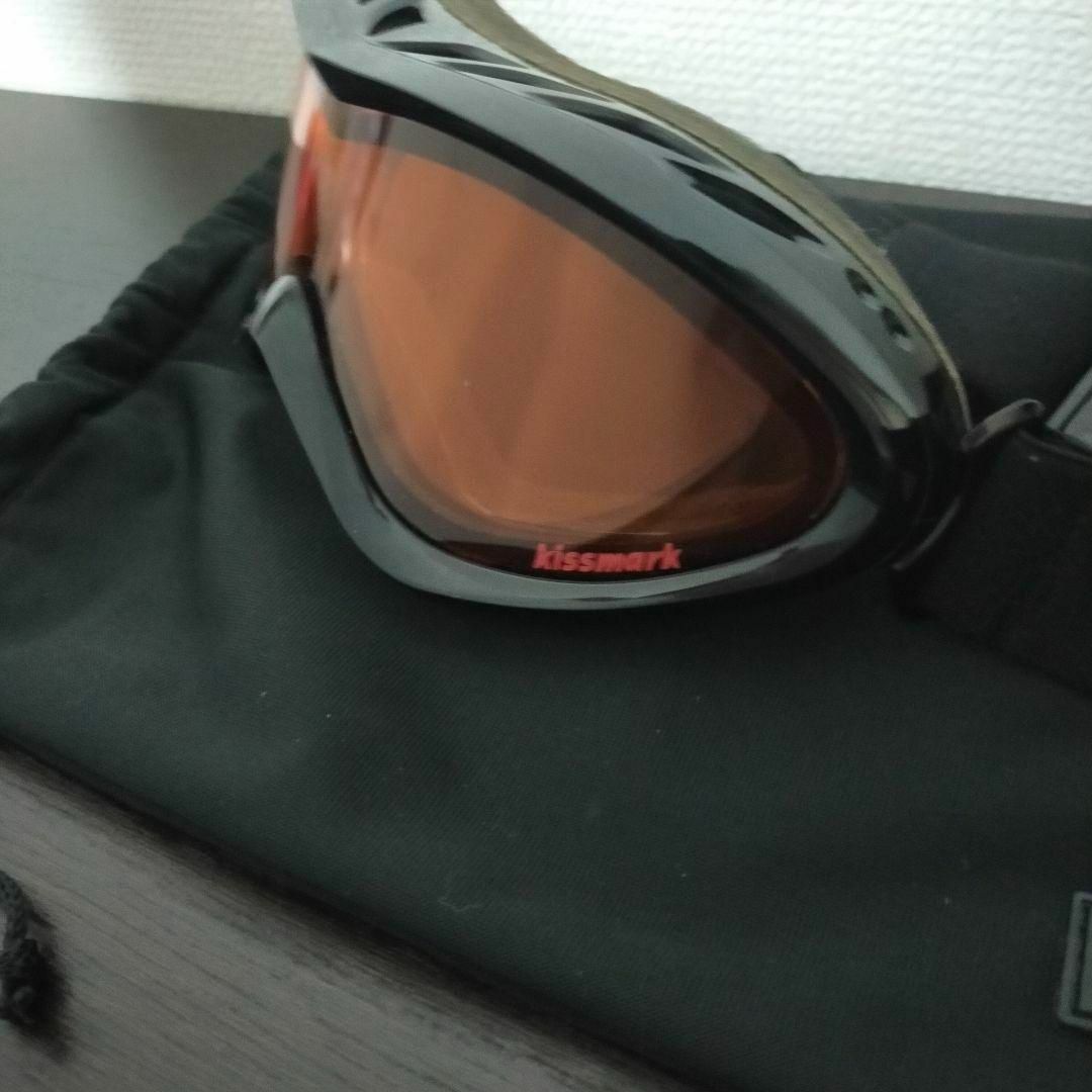 kissmark(キスマーク)のキスマーク　ゴーグル　専用袋付き　スノボ　スキー　メンズ　レディース スポーツ/アウトドアのスノーボード(ウエア/装備)の商品写真