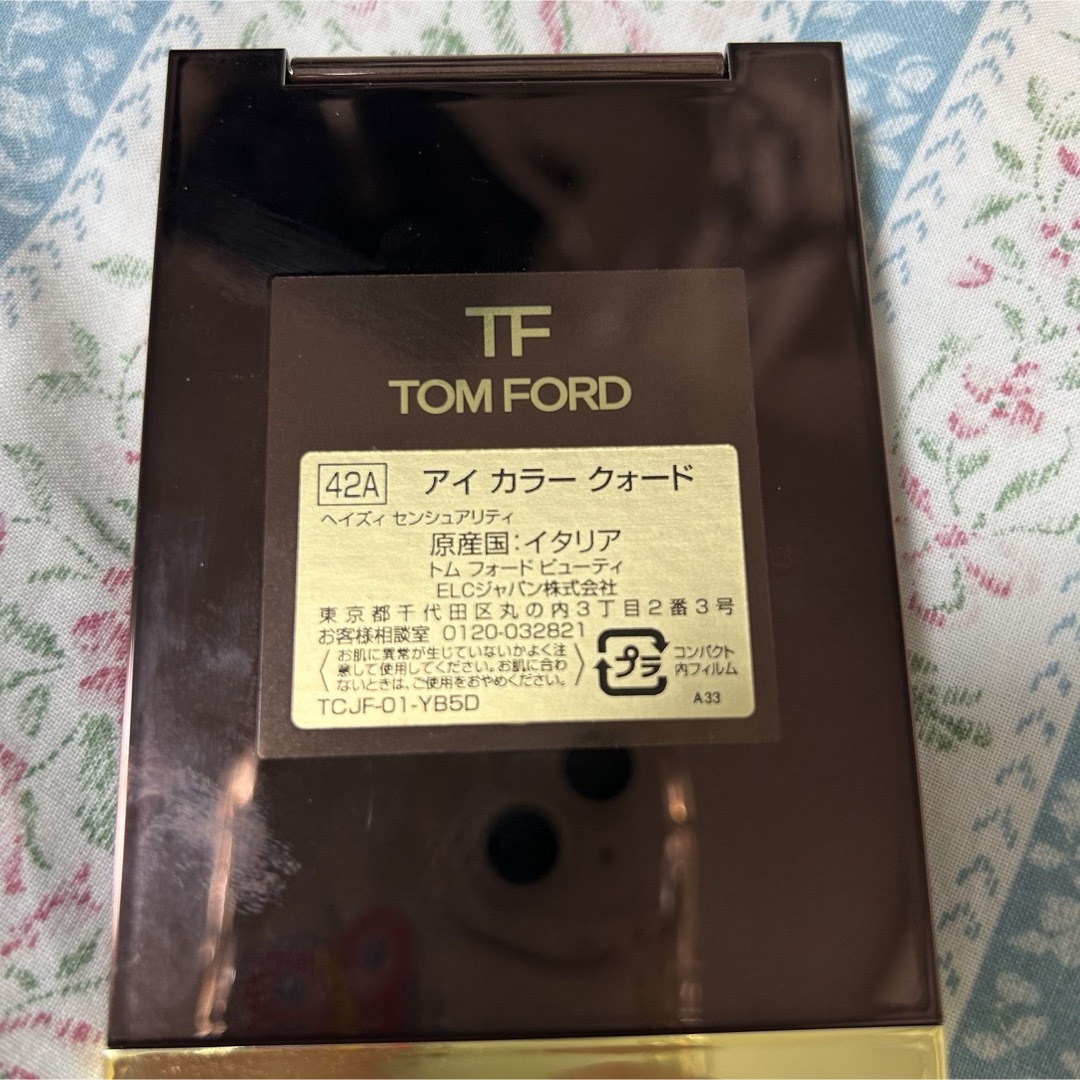 TOM FORD(トムフォード)のトムフォード  アイ カラークォード 42A ヘイズィセンシュアリティ  コスメ/美容のベースメイク/化粧品(アイシャドウ)の商品写真