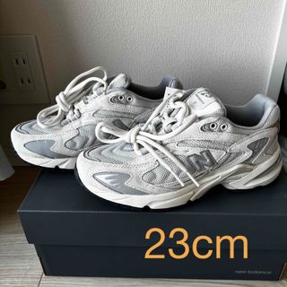 ニューバランス(New Balance)のニューバランス 725 オフホワイト　23cm(スニーカー)