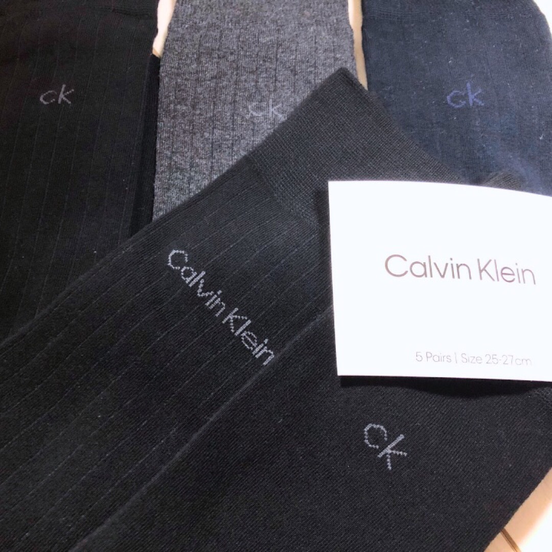 Calvin Klein(カルバンクライン)の24時間以内発送☆新品未使用　カルバンクライン　メンズビジネスソックス5足セット メンズのレッグウェア(ソックス)の商品写真