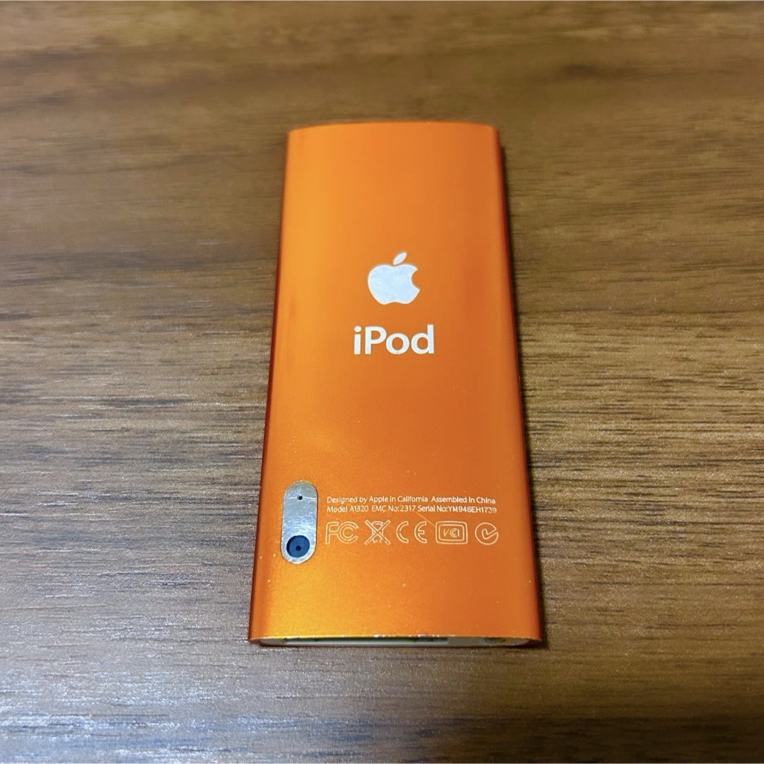 iPod nano(アイポッドナノ)のiPod nano 第5世代 オレンジ スマホ/家電/カメラのオーディオ機器(ポータブルプレーヤー)の商品写真