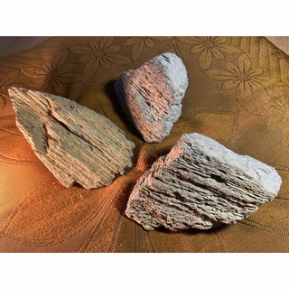 【⭐︎神秘飾石】サヌカイト原石（風組45）天然石　パワーストーン　アクアリウム(置物)