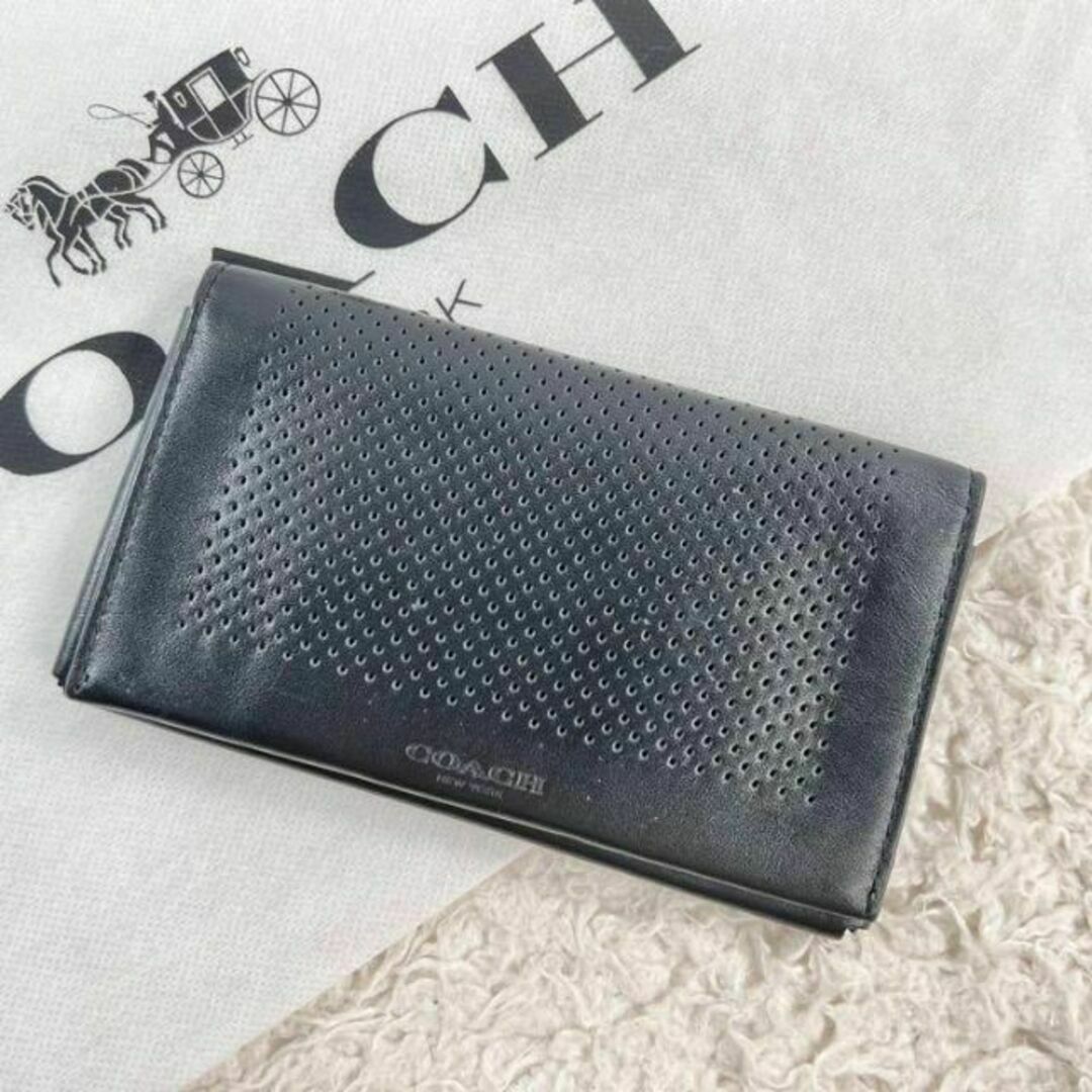 COACH(コーチ)の✨美品✨ COACH コーチ　札入れ　長財布　パンチング　オールレザー　ブラック メンズのファッション小物(長財布)の商品写真