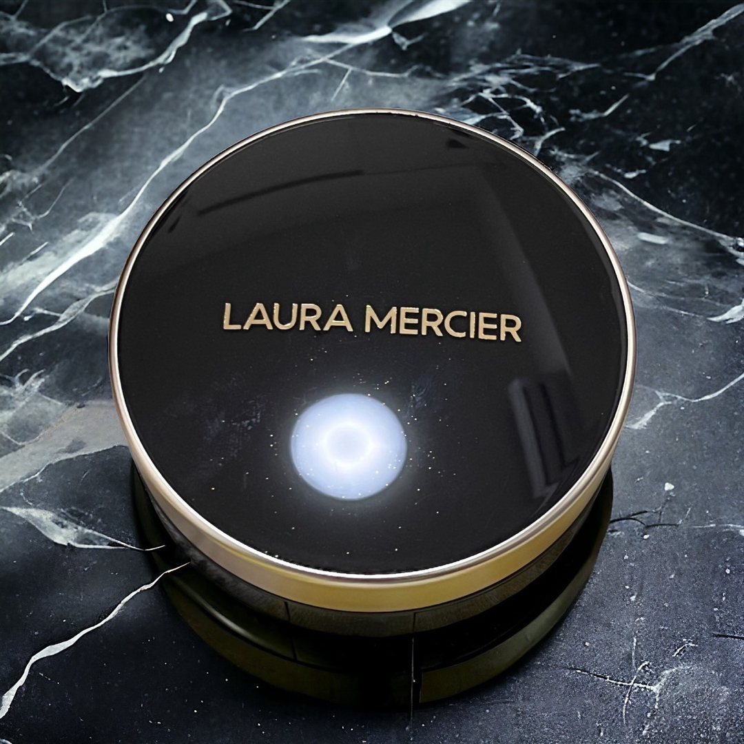 laura mercier(ローラメルシエ)のローラメルシエ フローレス ルミエール ラディアンス パーフェクティング1N1 コスメ/美容のベースメイク/化粧品(ファンデーション)の商品写真