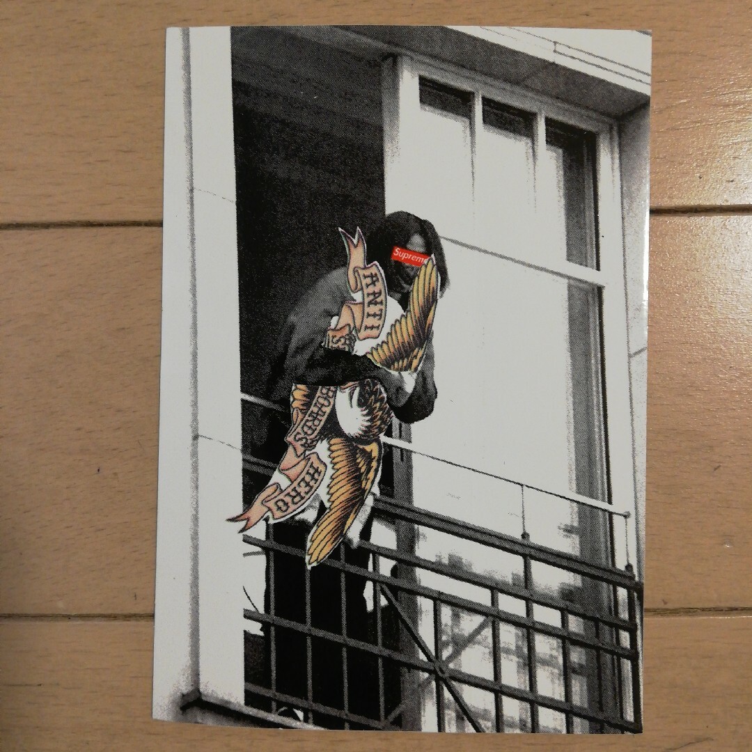 Supreme(シュプリーム)のSUPREME ANTIHERO BALCONY STICKER メンズのファッション小物(その他)の商品写真