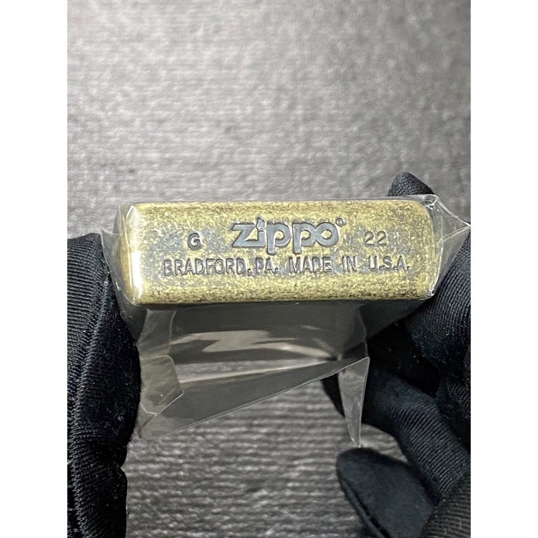 zippo アンティークゴールド 特殊加工 前面刻印 希少モデル 2022年製 メンズのメンズ その他(その他)の商品写真