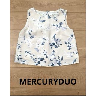 マーキュリーデュオ(MERCURYDUO)のマーキュリーデュオ　花柄カットソー　ノースリーブ(カットソー(半袖/袖なし))