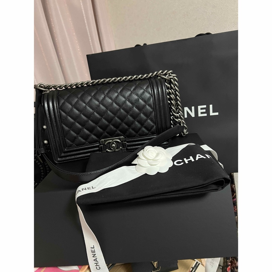 CHANEL(シャネル)のボーイシャネル  キャビアスキン レディースのバッグ(ハンドバッグ)の商品写真