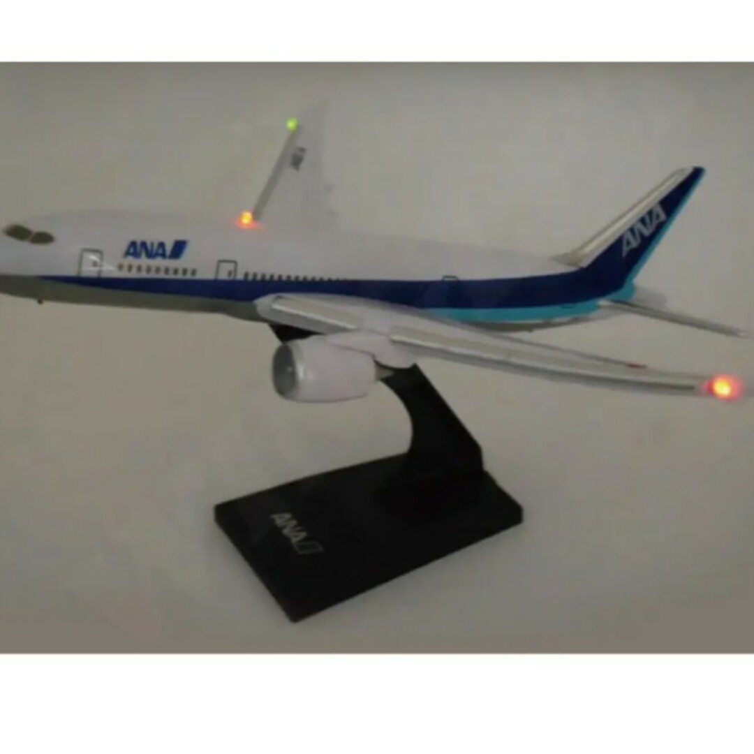 ANA(全日本空輸)(エーエヌエー(ゼンニッポンクウユ))のANA リアルサウンドジェット 模型 エンタメ/ホビーのおもちゃ/ぬいぐるみ(模型/プラモデル)の商品写真